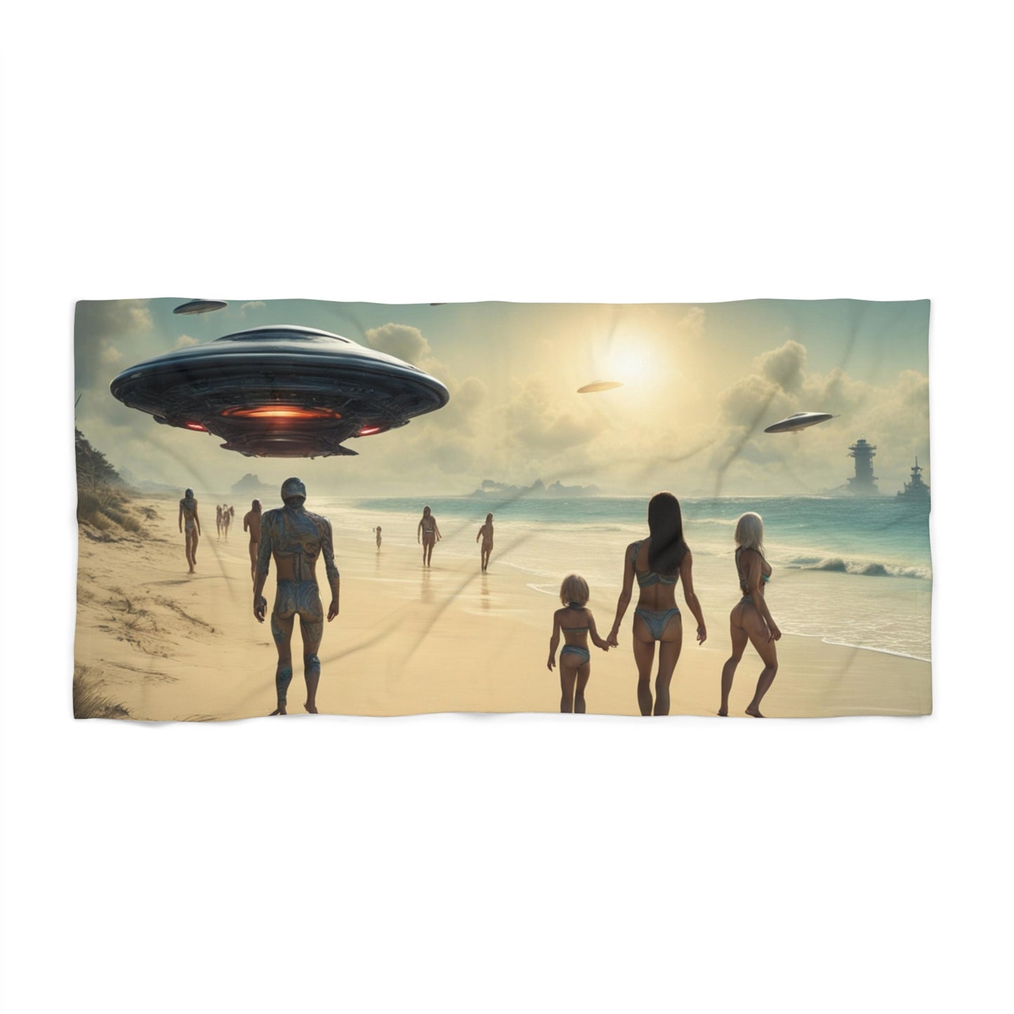 Aliens and Flying Saucers Beach Towel