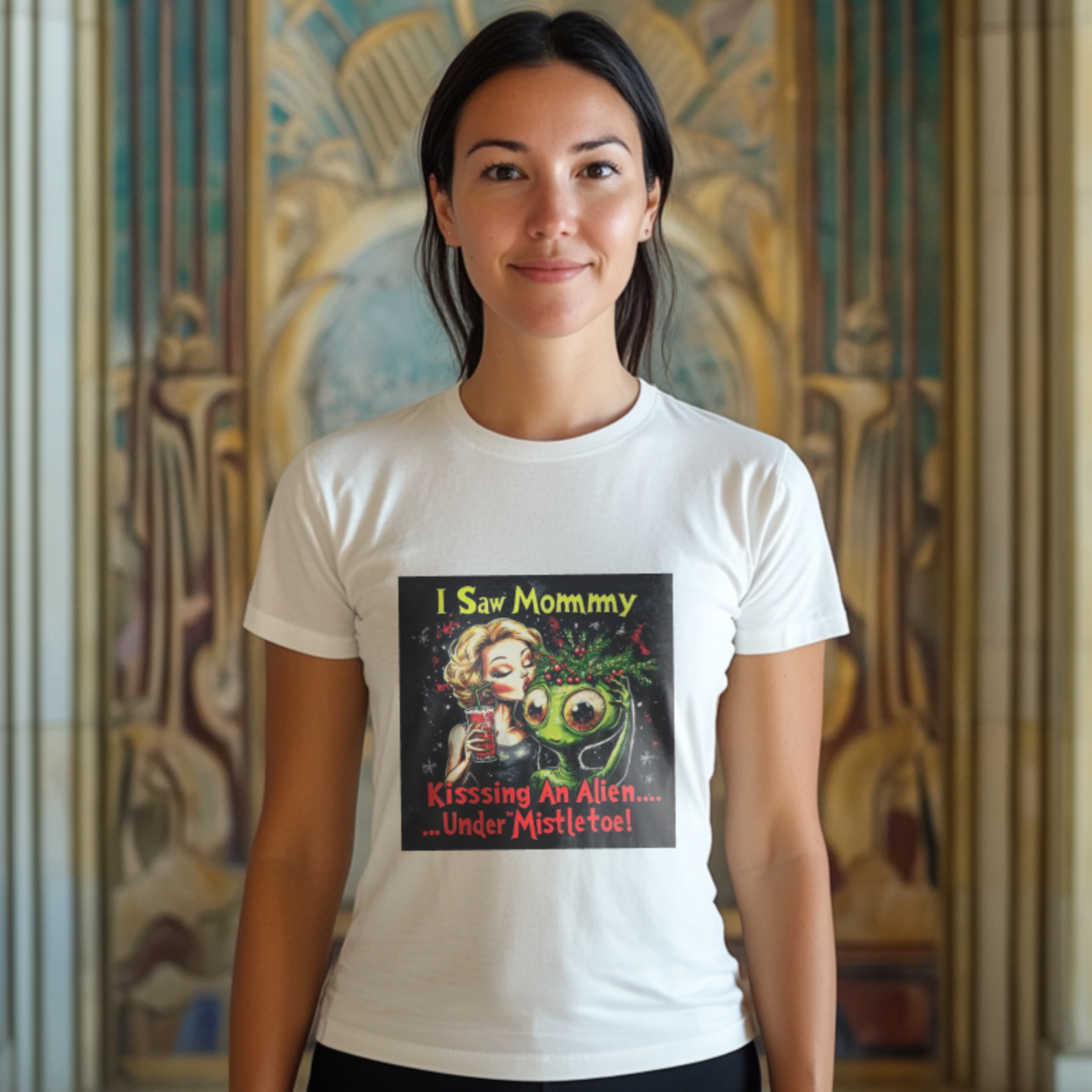 I Saw Mommy Kissing An Alien ... Under The Mistletoe Alien T-Shirt, Funy Alien Tee